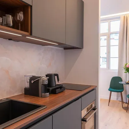 Faubourg Station Apartamento *